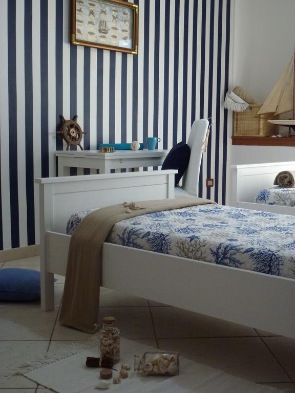 Suite Blue Marine Tarento Habitación foto