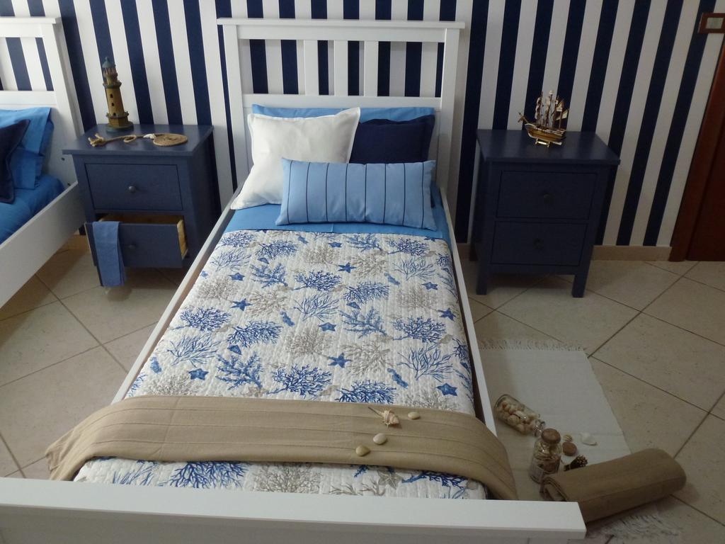 Suite Blue Marine Tarento Habitación foto