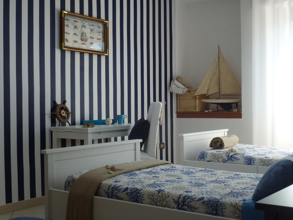 Suite Blue Marine Tarento Habitación foto